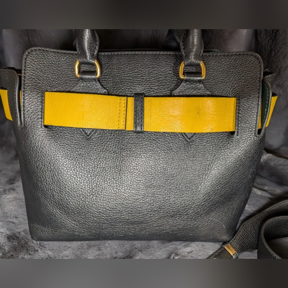 BURBERRY Medium Leather Belt Bag - Picture 3 of 8